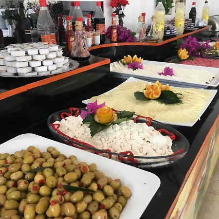 Salinas 3* غومْبيت