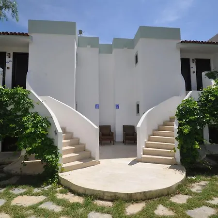 Salinas 3* غومْبيت