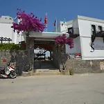 Salinas Hotell Gümbet