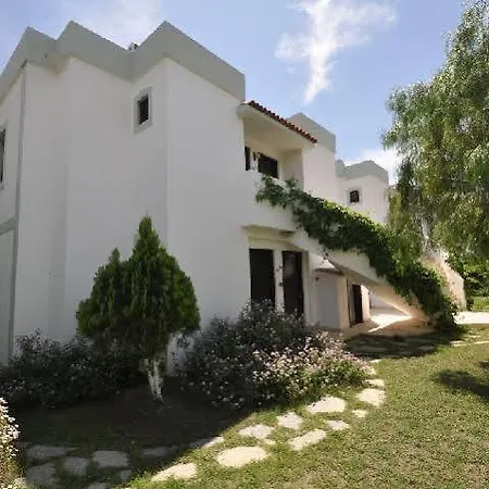 Otel Salinas