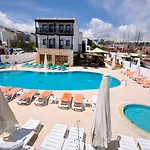 Salinas Otel